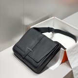 Luxury Hermes Steve Light Junior Mailing Envelope Bag